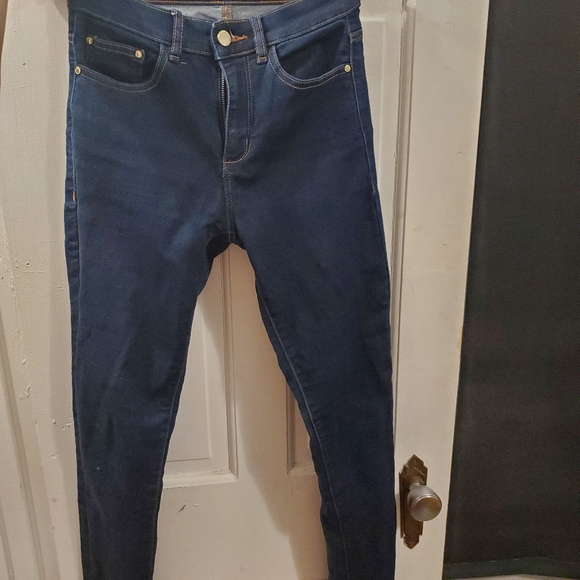 Jeans - Picture 2 of 3